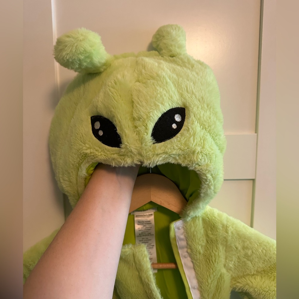 Pottery barn kids alien costume 12-24M